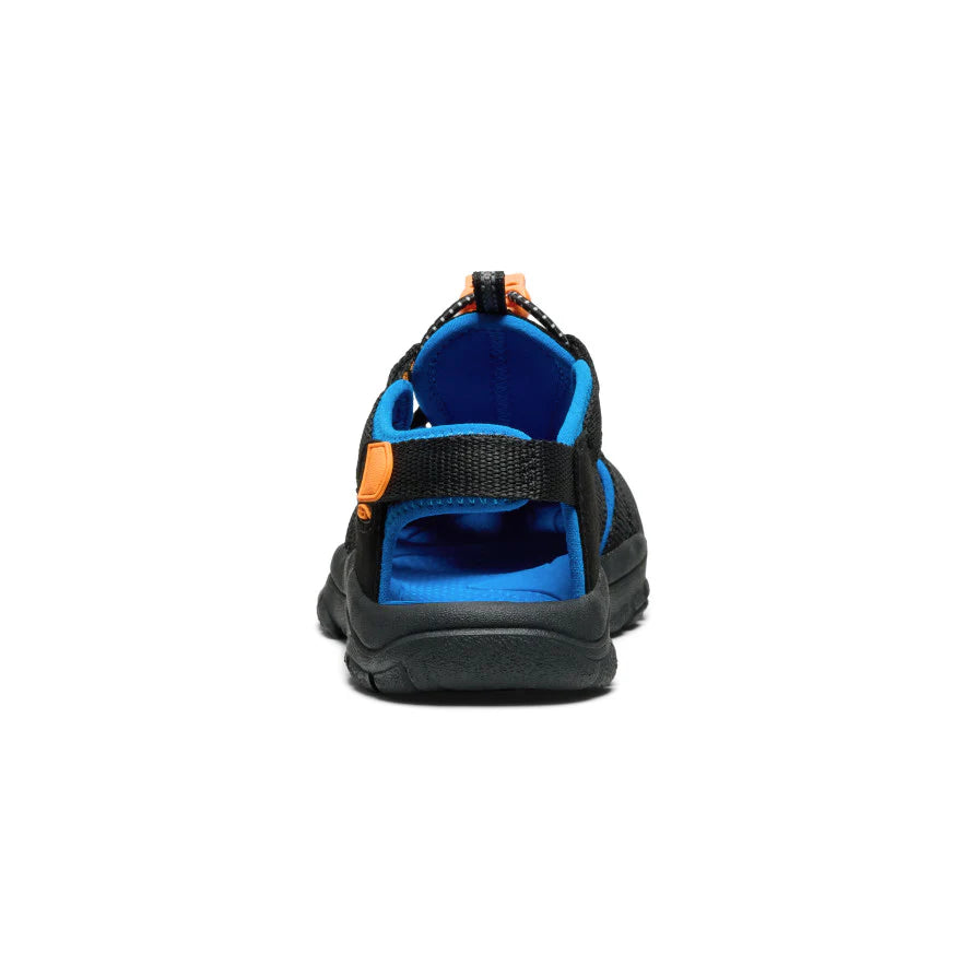 Little Kids' Newport Boundless Sandal | Black/Precious Blue - Image 4