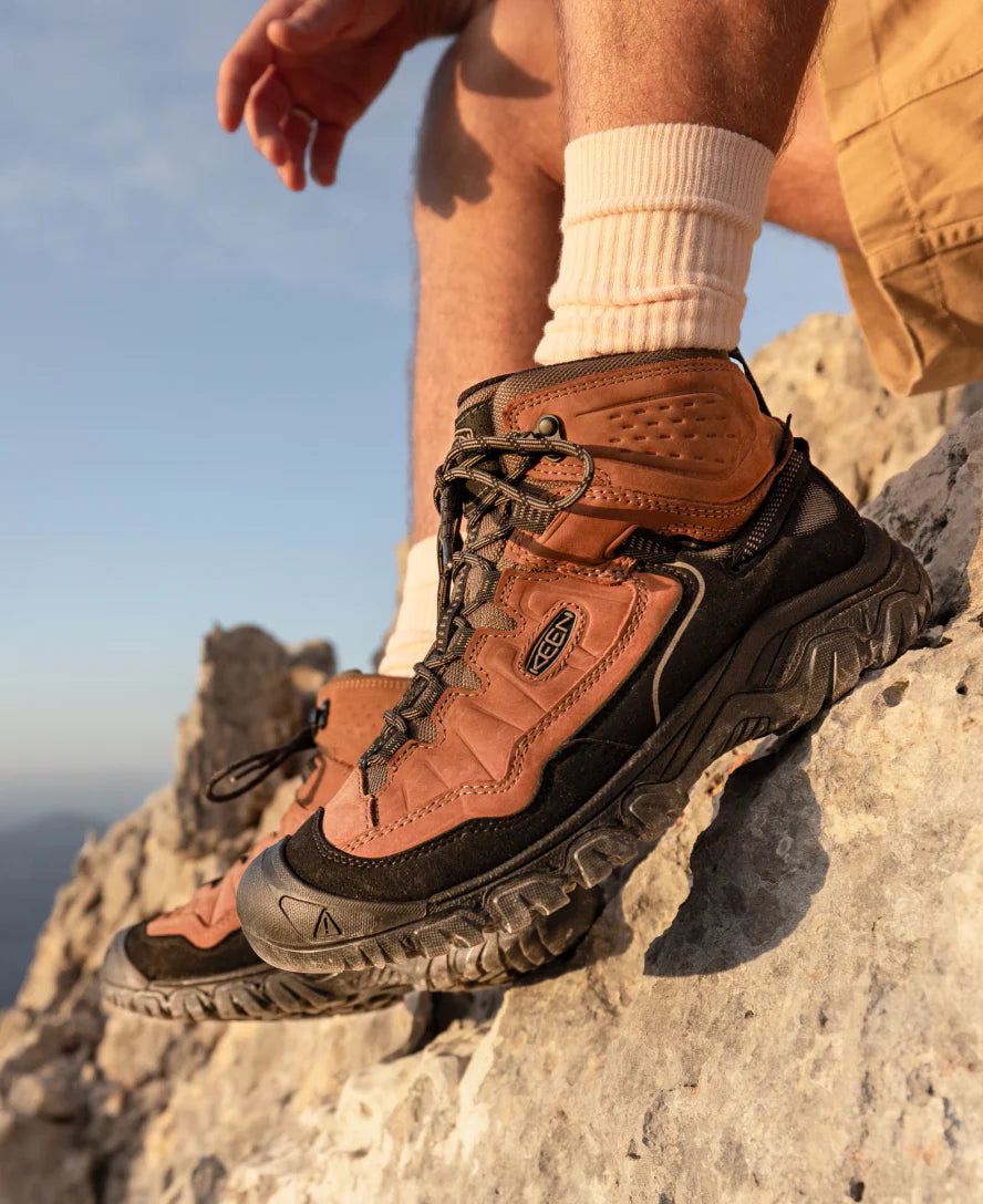 Men's Targhee IV Waterproof Hiking Boot | Coyote/Gold Flame - Image 8