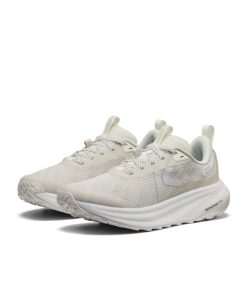 Alternative view of Women's Roam Trail Running Shoe  |  Star White/Vapor