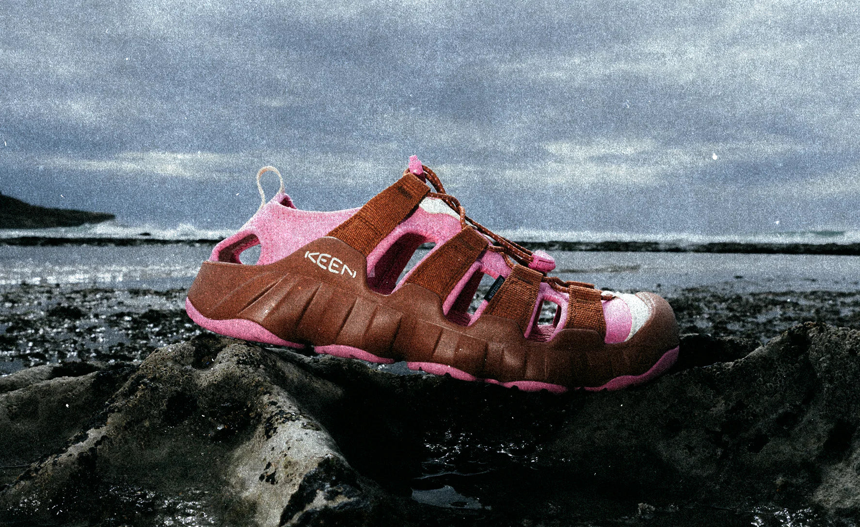 Men's Hyperport H2 Sandal x Hiking Patrol | Okenia Pink - Image 5